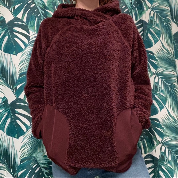 nike teddy bear hoodie